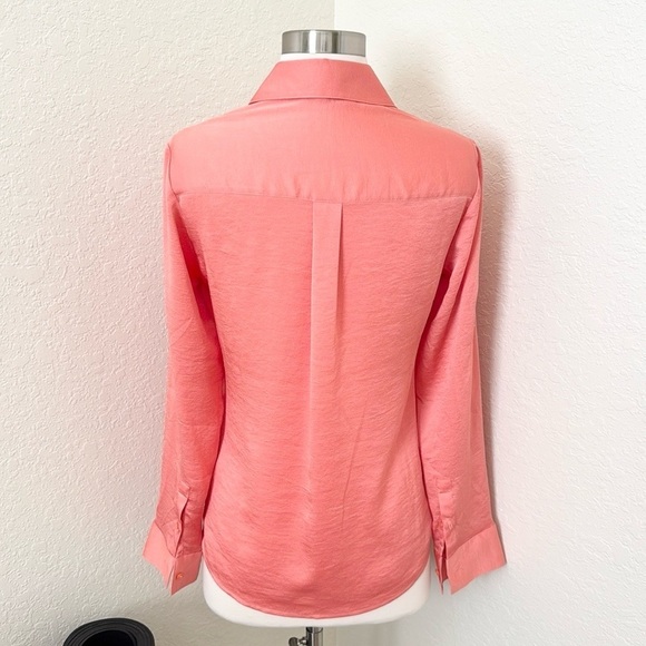 Express Portofino Blouse - Picture 7 of 7